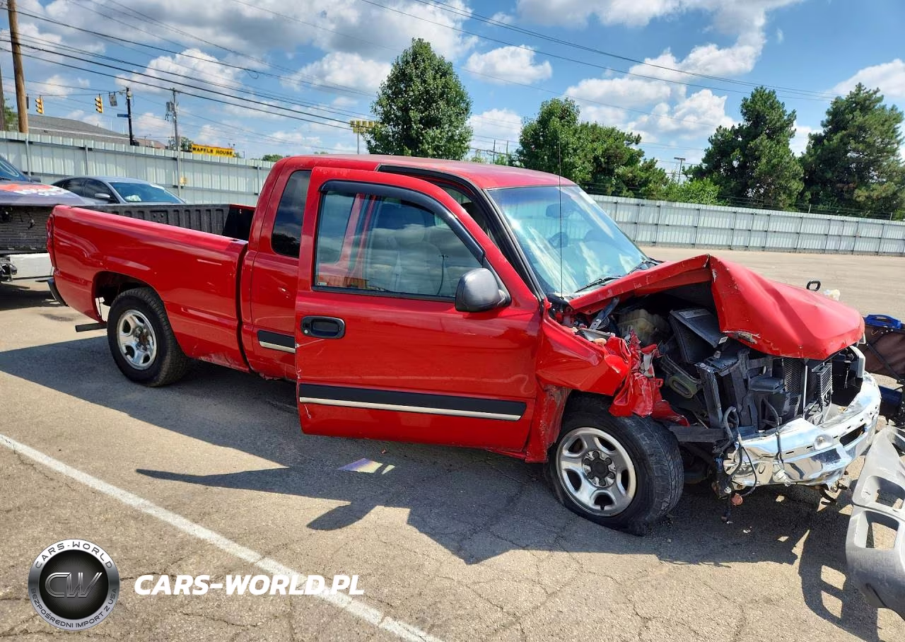 2003 Chevrolet Silverado C1500 VIN:2GCEC19TX31331063 - 4