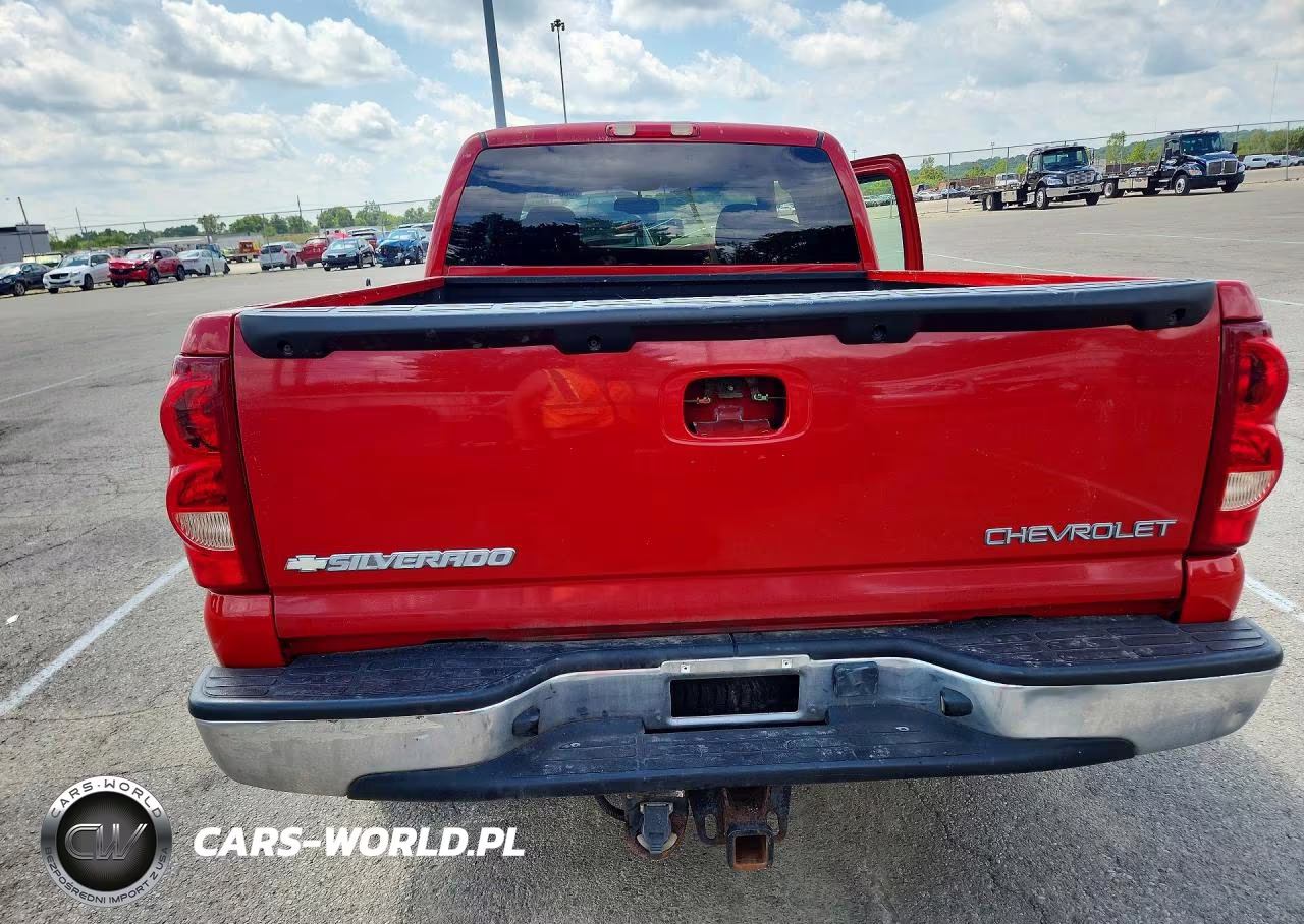 2003 Chevrolet Silverado C1500 VIN:2GCEC19TX31331063 - 6