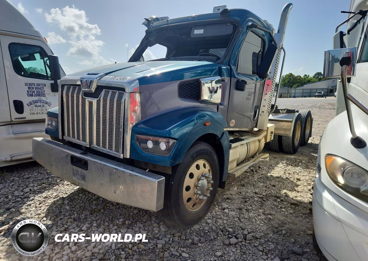2025 Western Star 47X Chassis Semi Truck – zdjęcie 1 z 12