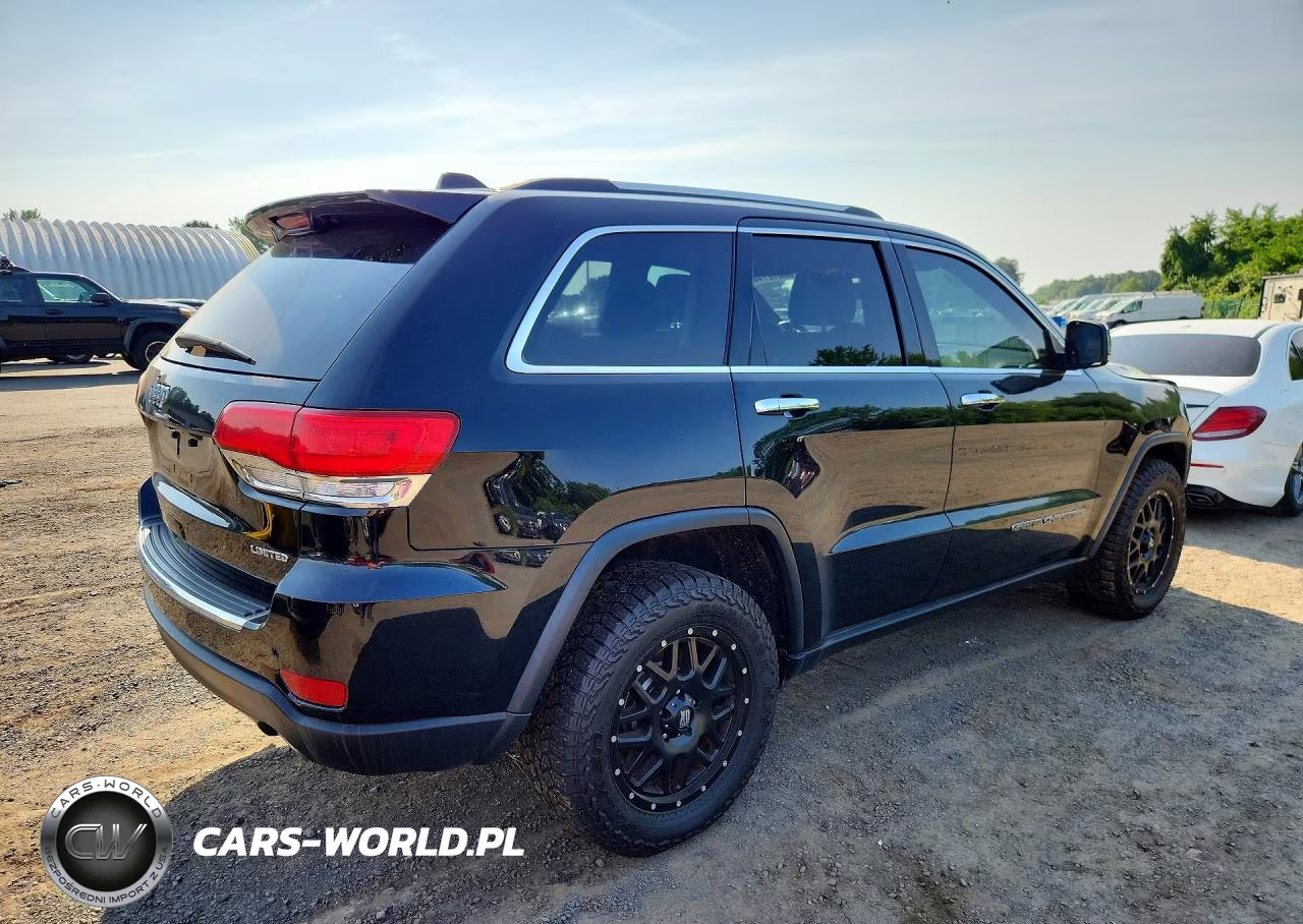 2017 Jeep Grand Cherokee VIN:1C4RJFBG8HC932426 - 3