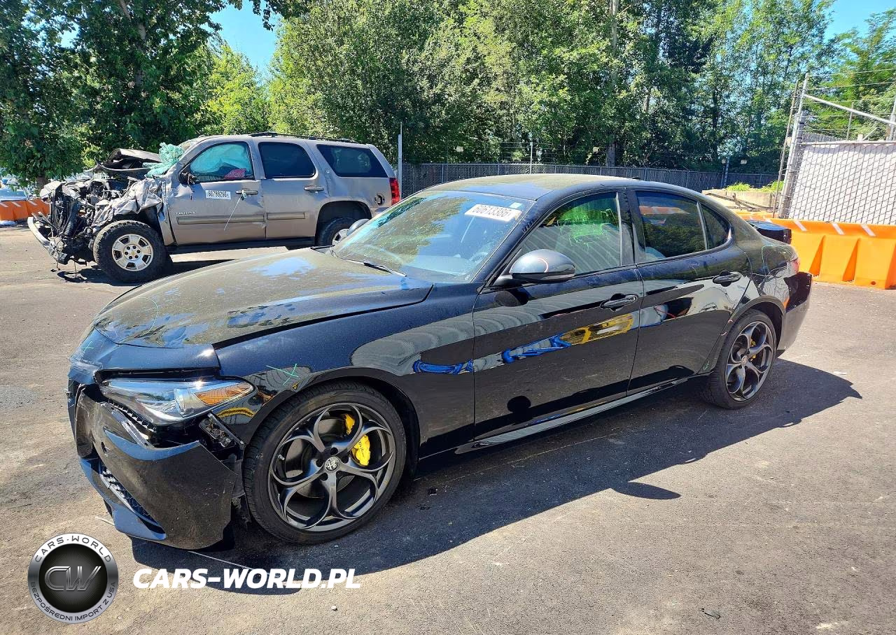 2019 Alfa Romeo Giulia Awd