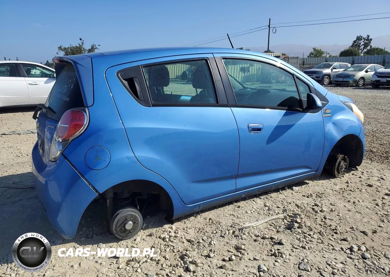 2013 Chevrolet Spark Ls VIN:KL8CB6S98DC503553 - 3