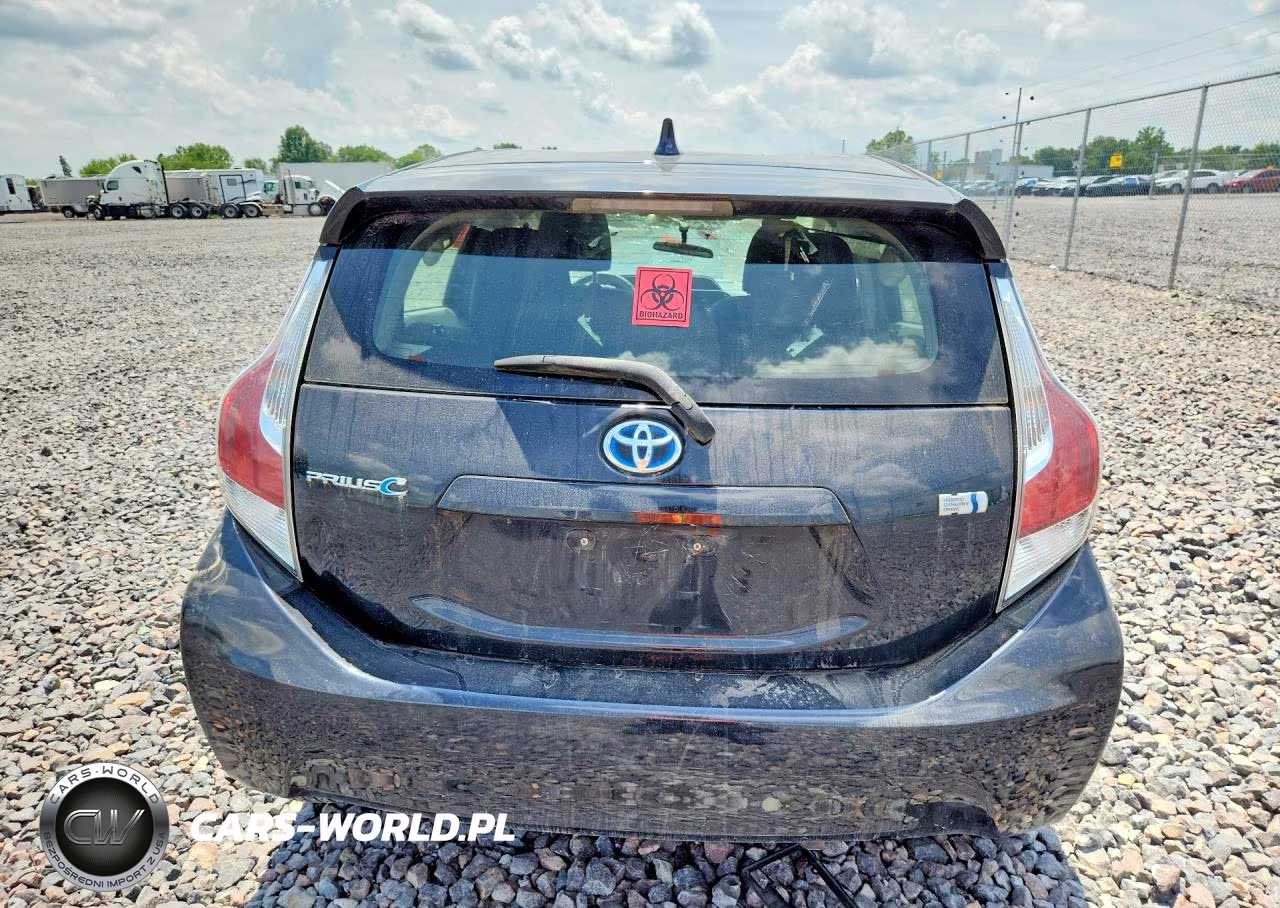 2016 Toyota Prius C Two VIN:JTDKDTB38G1120607 - 6