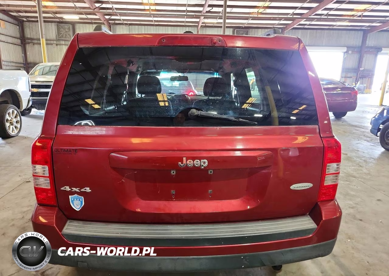 2016 Jeep Patriot Latitude VIN:1C4NJRFB8GD706989 - 6