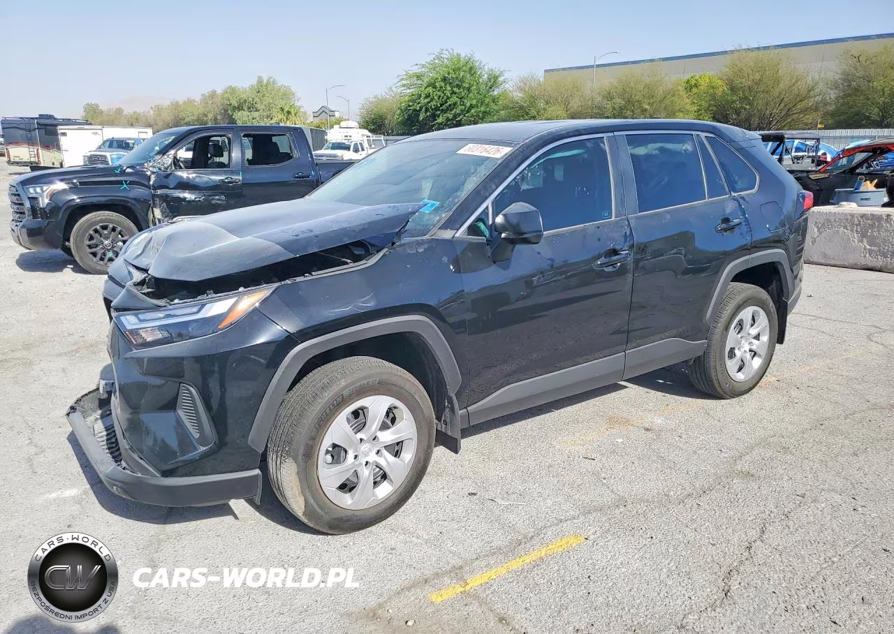 2025 Toyota Rav4 Le – zdjęcie 1 z 13