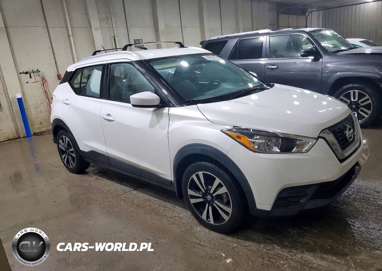 2019 Nissan Kicks Sv VIN:3N1CP5CUXKL505122 - 4