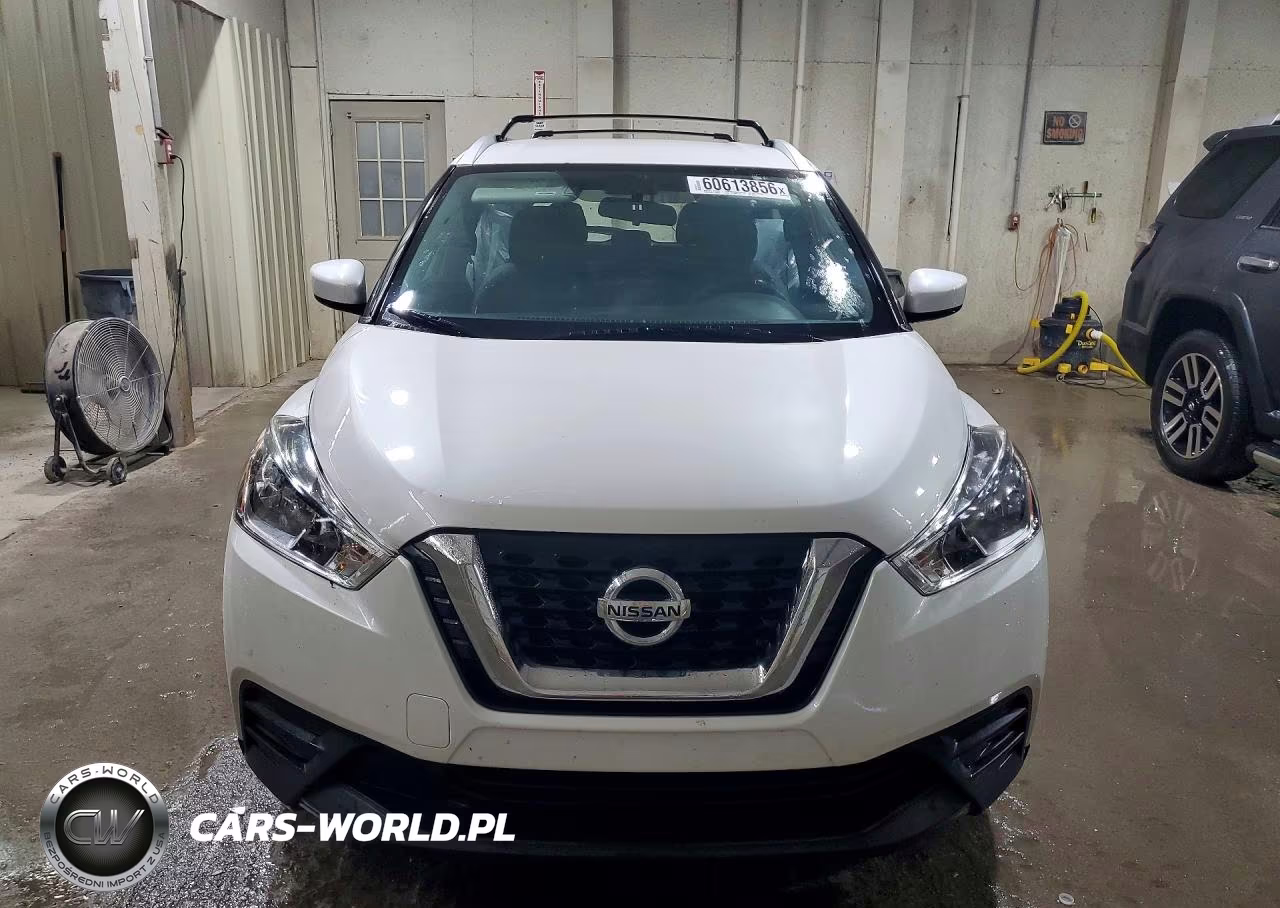 2019 Nissan Kicks Sv VIN:3N1CP5CUXKL505122 - 5