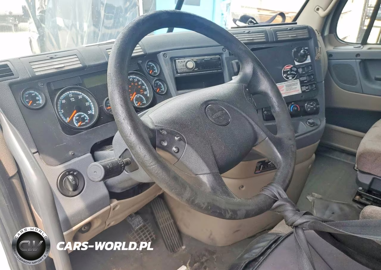 2019 Freightliner Cascadia 125 Semi Truck VIN:3AKJGLDRXKSJW7569 - 8