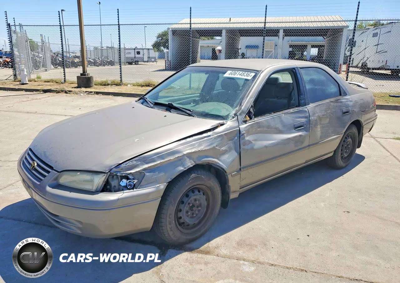 1999 Toyota Camry Le