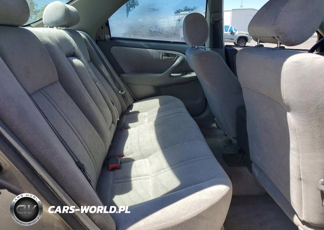 1999 Toyota Camry Le VIN:4T1BG22K6XU515033 - 10