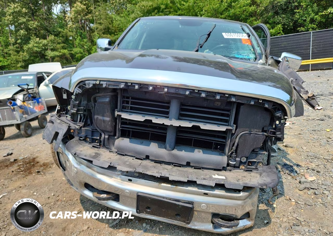 2015 Ram 1500 Laramie VIN:1C6RR7NT9FS698217 - 5