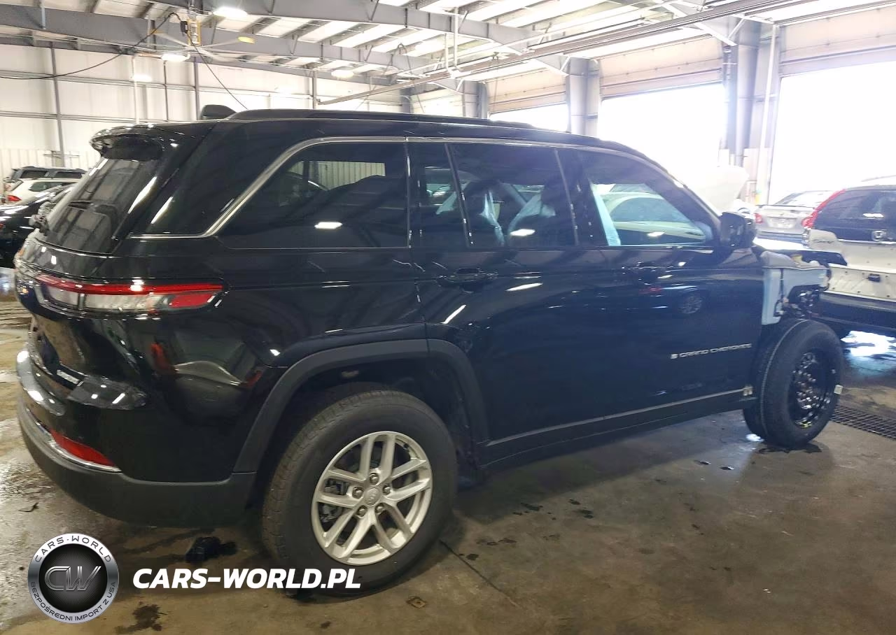 2026 Jeep Grand Cherokee Base VIN:1C4RJHAG5TC218128 - 3