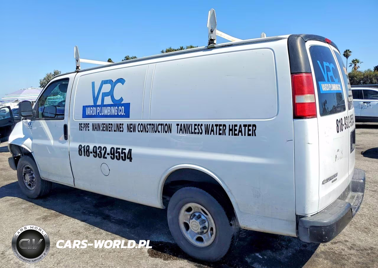 2015 Chevrolet Express G2500 VIN:1GCWGFCFXF1263334 - 2