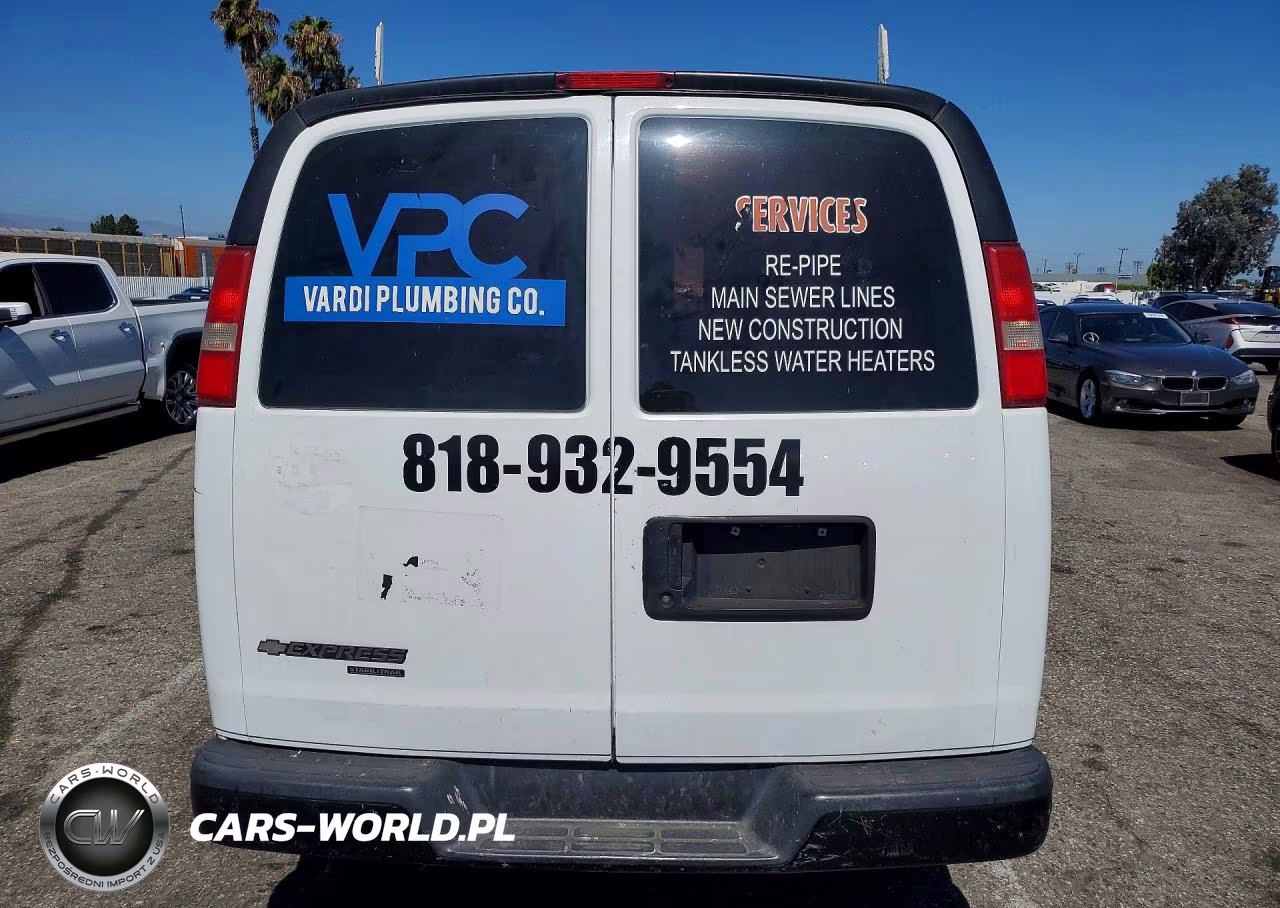 2015 Chevrolet Express G2500 VIN:1GCWGFCFXF1263334 - 6