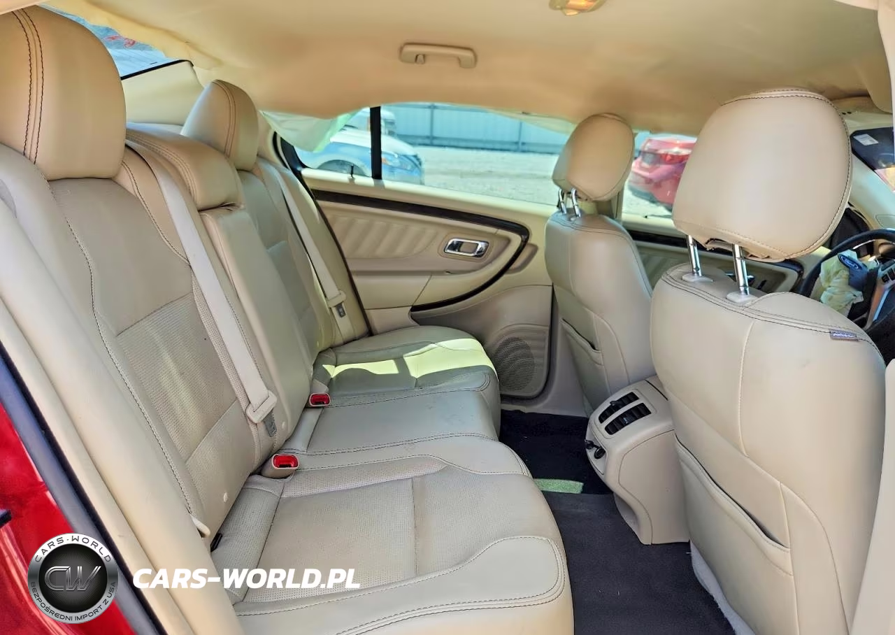 2015 Ford Taurus Limited VIN:1FAHP2F82FG102655 - 10