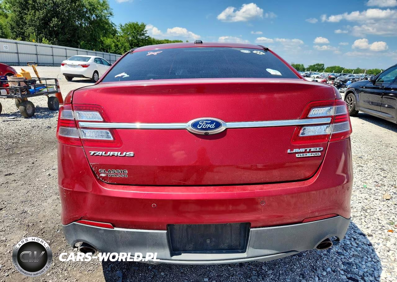 2015 Ford Taurus Limited VIN:1FAHP2F82FG102655 - 6