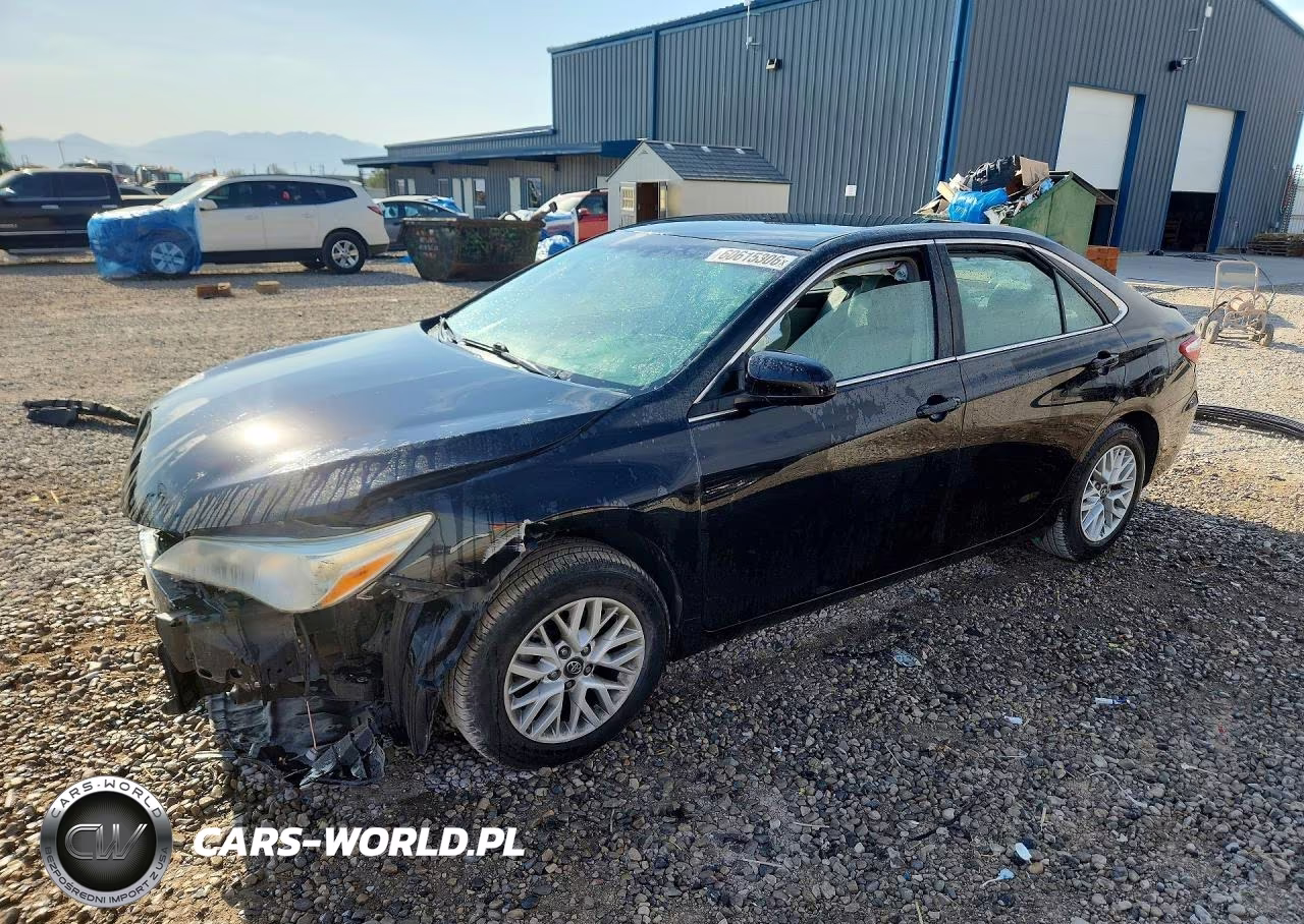2017 Toyota Camry Le – zdjęcie 1 z 13