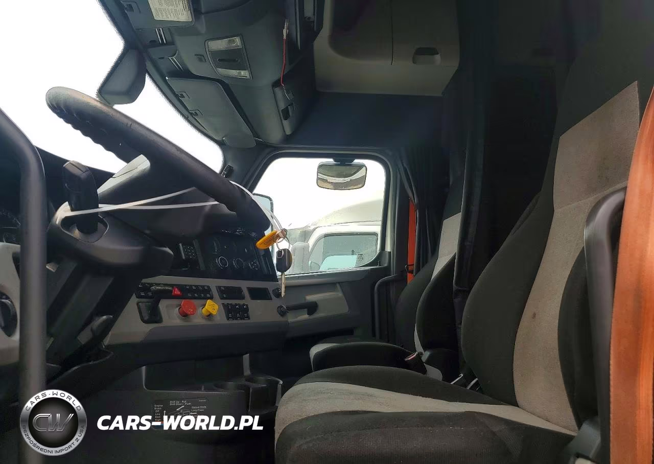 2019 Freightliner Cascadia 1 - Semi Truck VIN:3AKJHHDR0KSKP0705 - 7