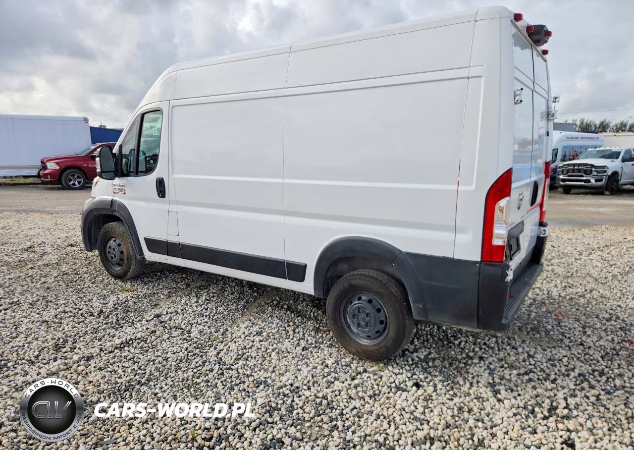 2022 Ram Promaster 2500 Delivery Van VIN:3C6LRVCG2NE135687 - 2