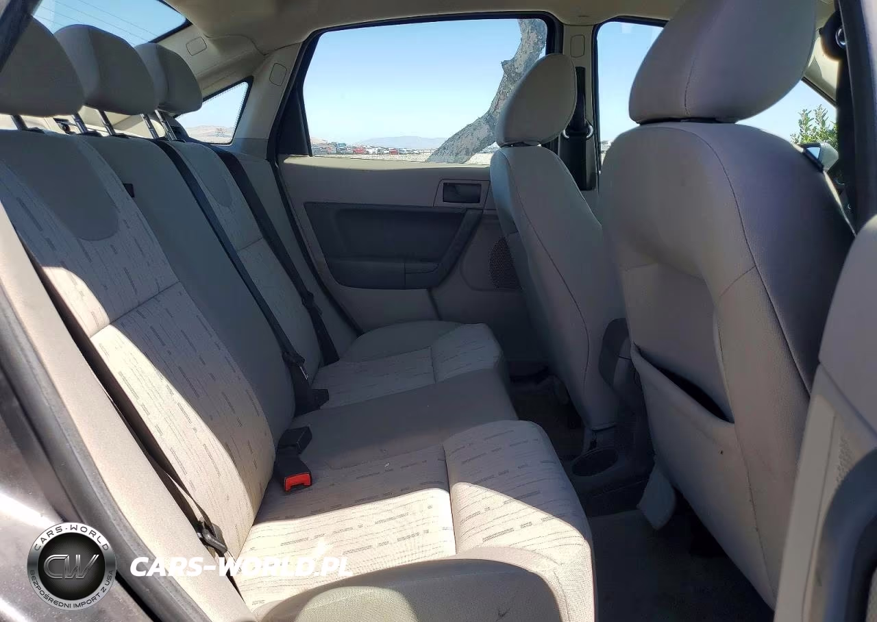 2009 Ford Focus Se VIN:1FAHP35N29W102923 - 10