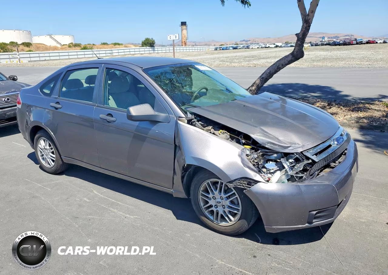 2009 Ford Focus Se VIN:1FAHP35N29W102923 - 4