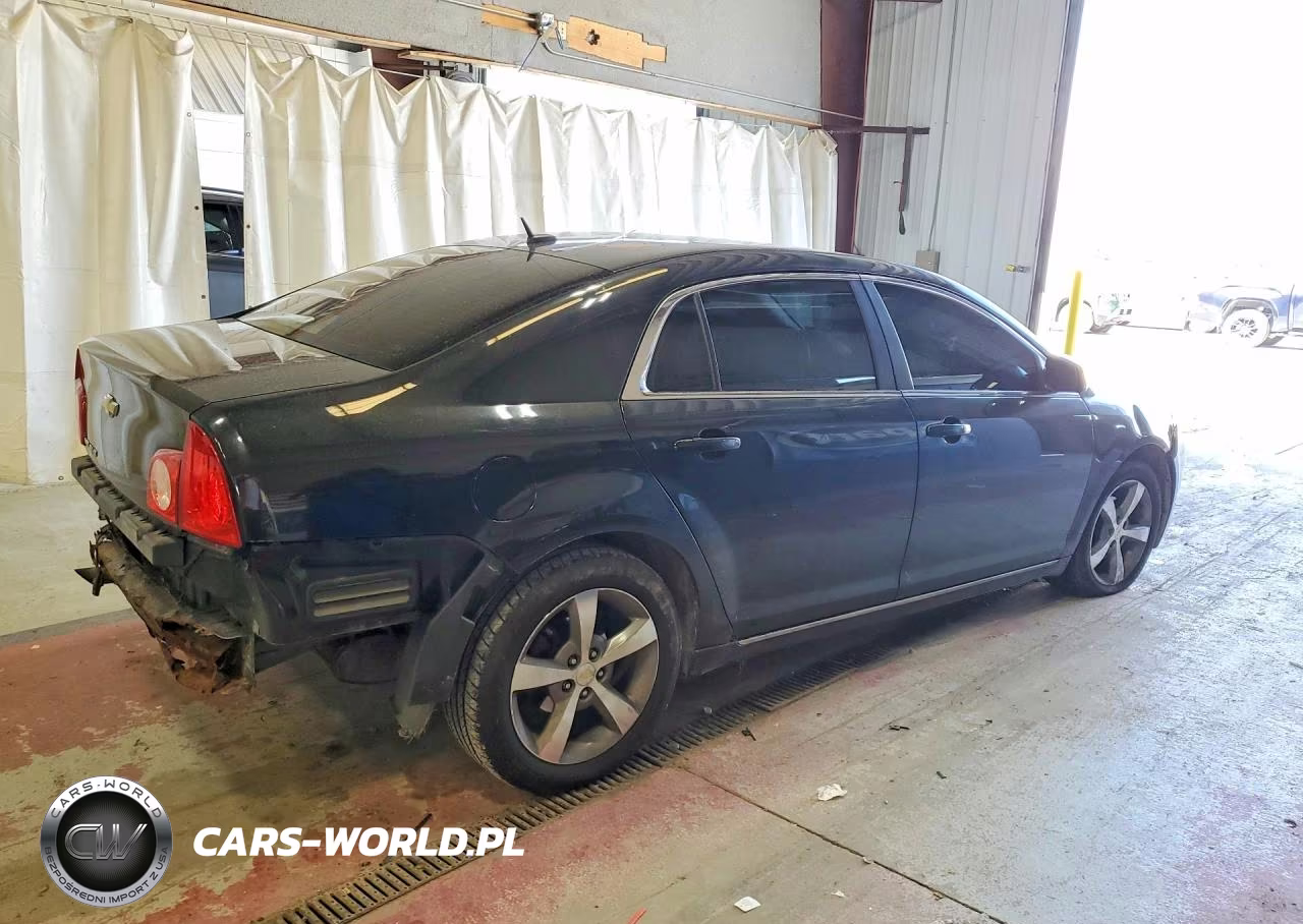 2011 Chevrolet Malibu 1Lt VIN:1G1ZC5E1XBF336938 - 3