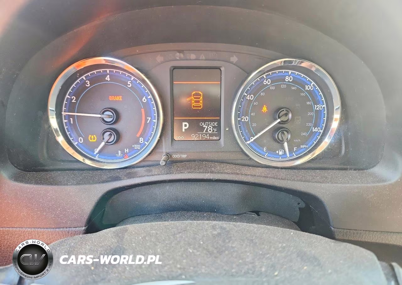 2017 Toyota Corolla Le VIN:5YFBURHE3HP635393 - 9