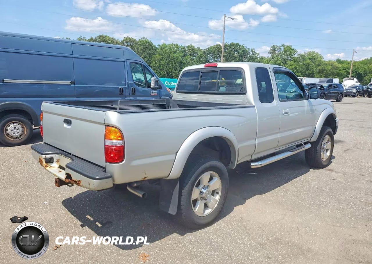2002 Toyota Tacoma Xtracab VIN:5TEWM72N02Z075171 - 3
