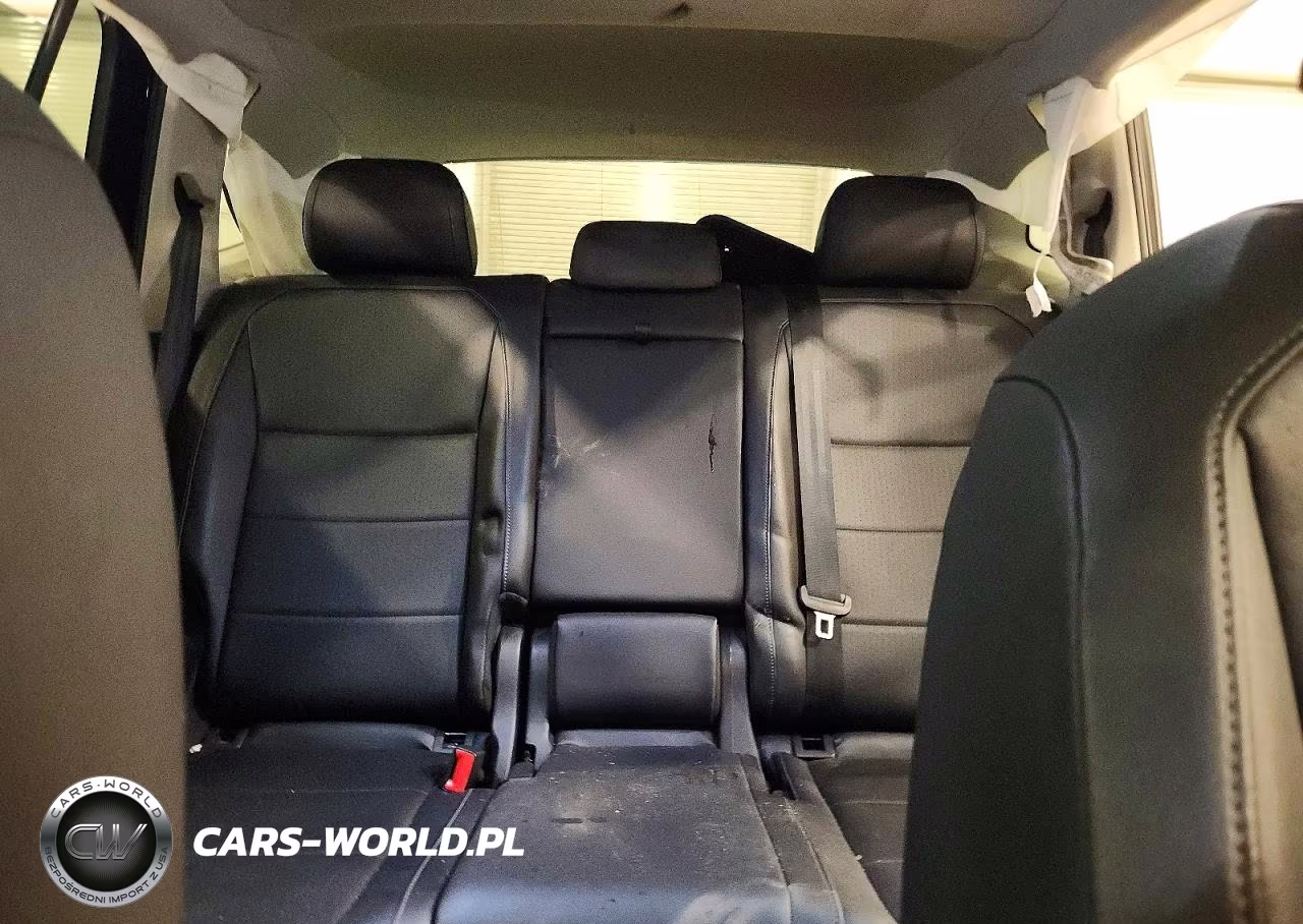 2019 Volkswagen Tiguan Se VIN:3VV2B7AX7KM200849 - 10