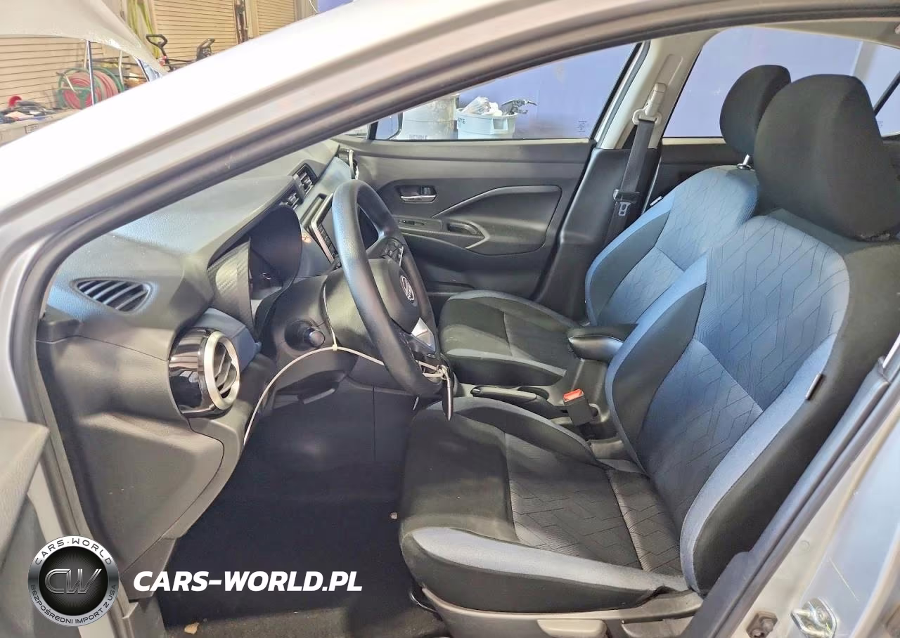 2025 Nissan Versa Sv VIN:3N1CN8EV2SL835852 - 7