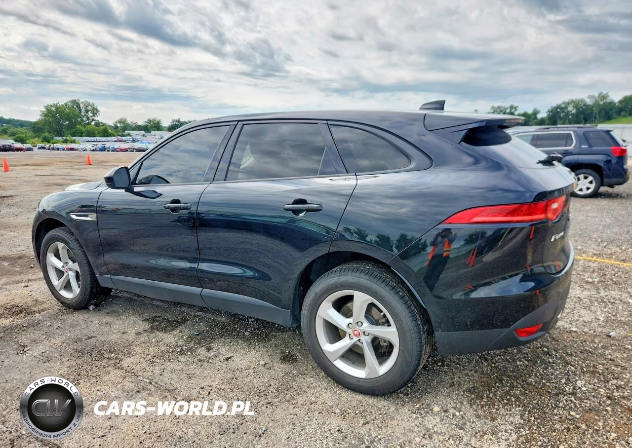 2018 Jaguar F-Pace Premium VIN:SADCJ2GX1JA237699 - 2