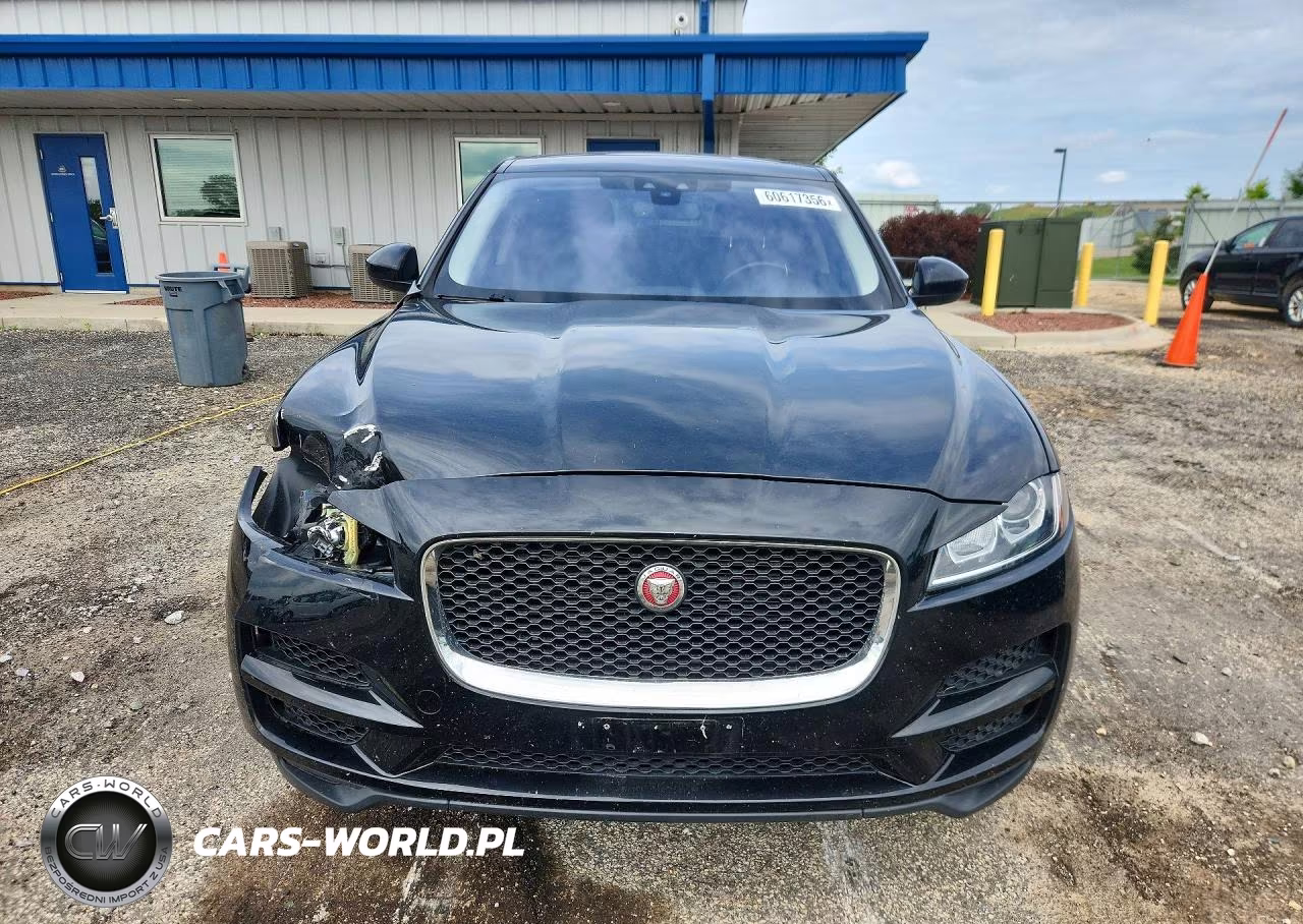 2018 Jaguar F-Pace Premium VIN:SADCJ2GX1JA237699 - 5