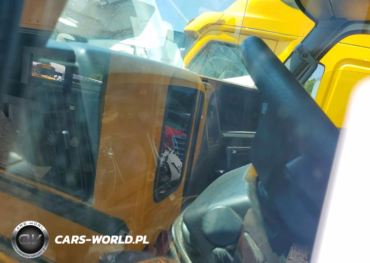 2019 International Lt625 Semi Truck VIN:3HSDZAPR4KN326161 - 9