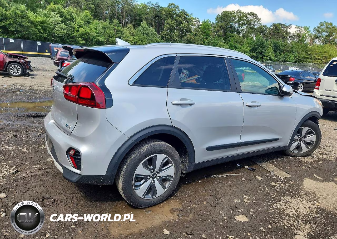 2020 Kia Niro Lx VIN:KNDCB3LC1L5426978 - 3