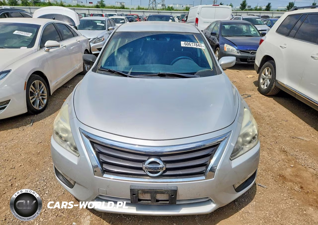 2014 Nissan Altima 2.5 S VIN:1N4AL3AP2EN368916 - 5