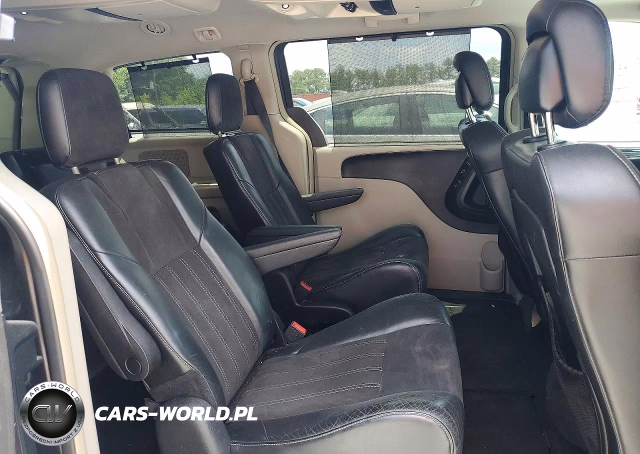 2014 Chrysler Town & Country Touring L VIN:2C4RC1CG3ER251900 - 11