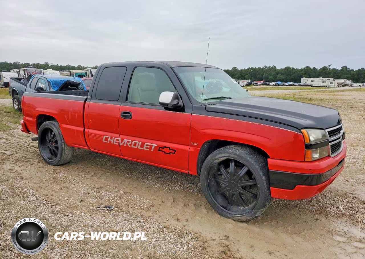 2002 Chevrolet Silverado C1500 VIN:2GCEC19W421425349 - 4