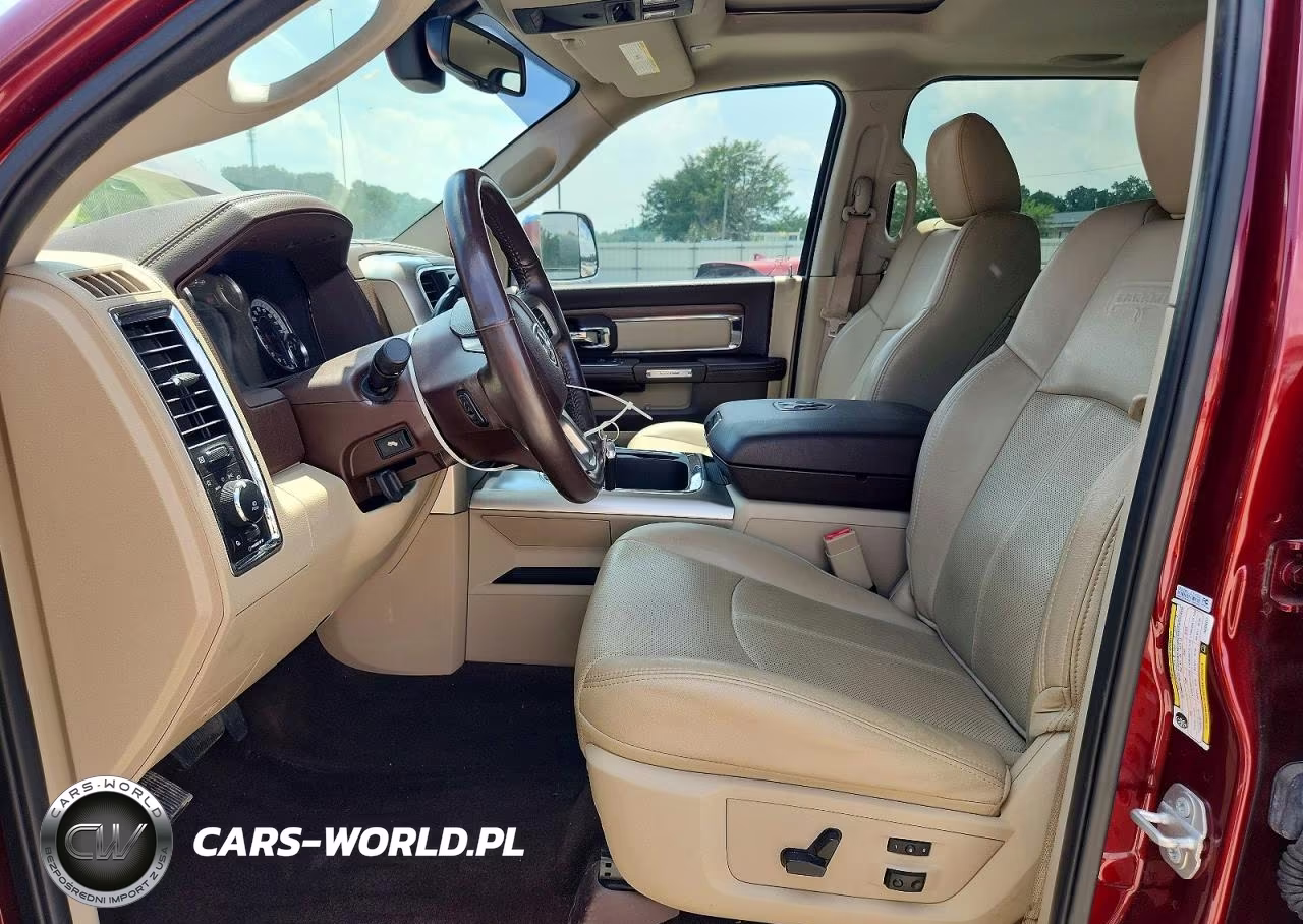 2018 Ram 3500 Laramie VIN:3C63RRJL6JG200417 - 7