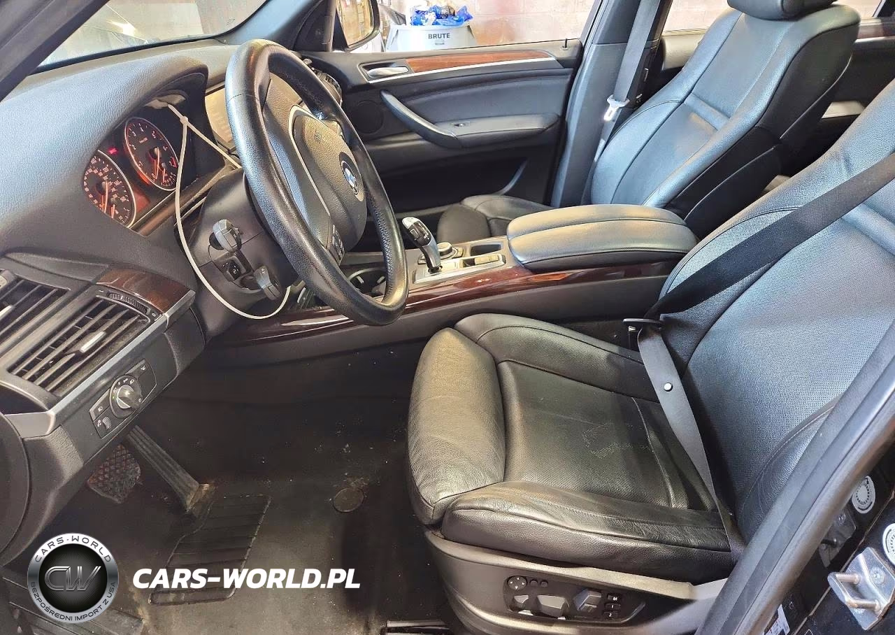 2011 BMW X5 xDrive50I VIN:5UXZV8C57BLL67931 - 7