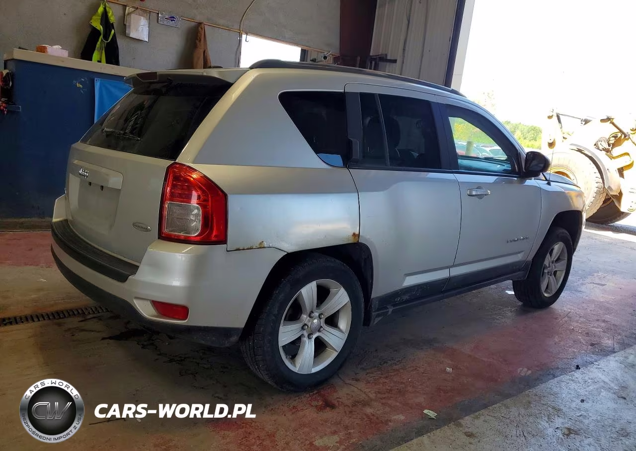 2011 Jeep Compass Sport VIN:1J4NF1FB6BD259665 - 3