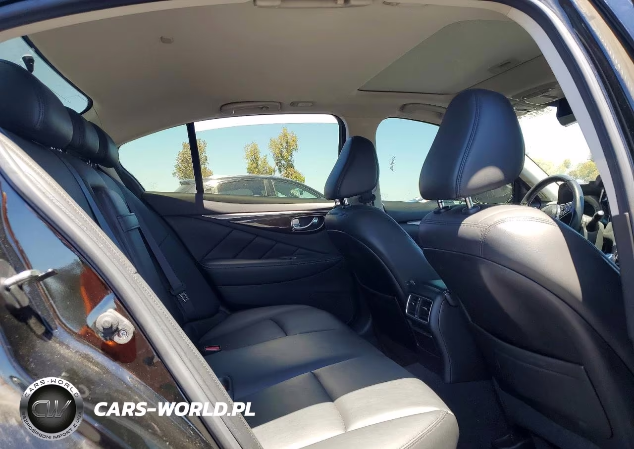 2018 Infiniti Q50 3.0T Luxe VIN:JN1EV7AP9JM590546 - 10