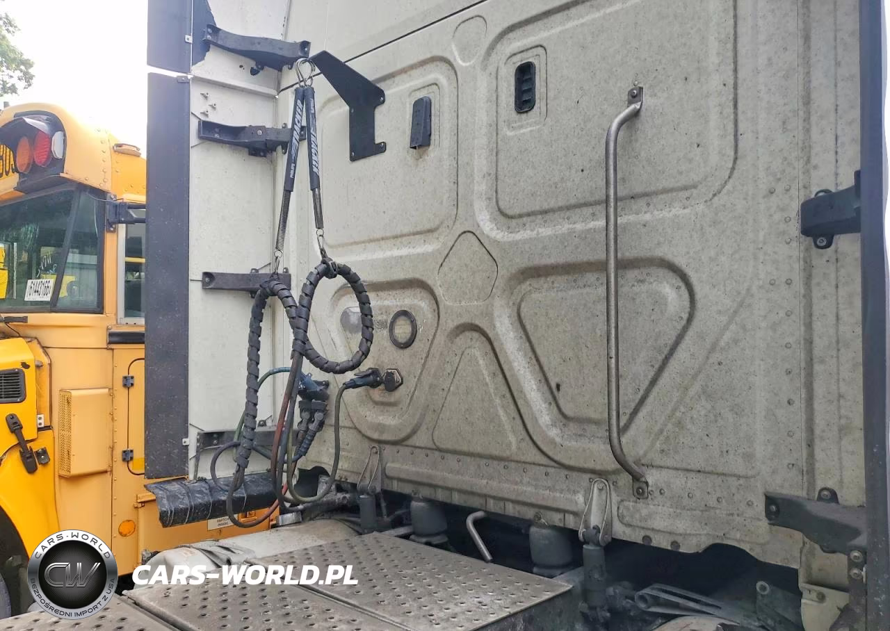 2019 Freightliner Cascadia VIN:1FUJHHDR1KLKV6937 - 14