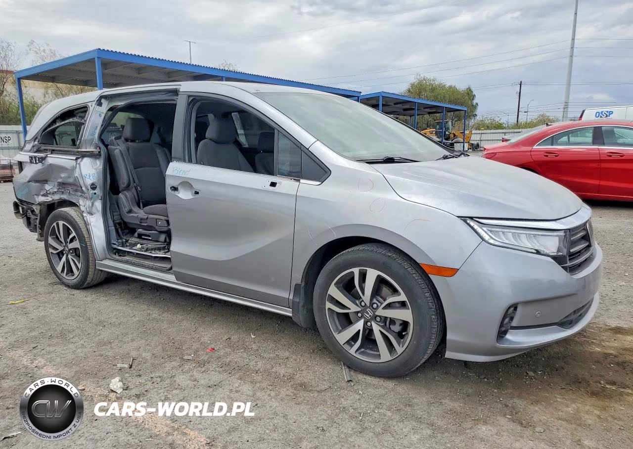 2022 Honda Odyssey Touring VIN:5FNRL6H86NB057775 - 4