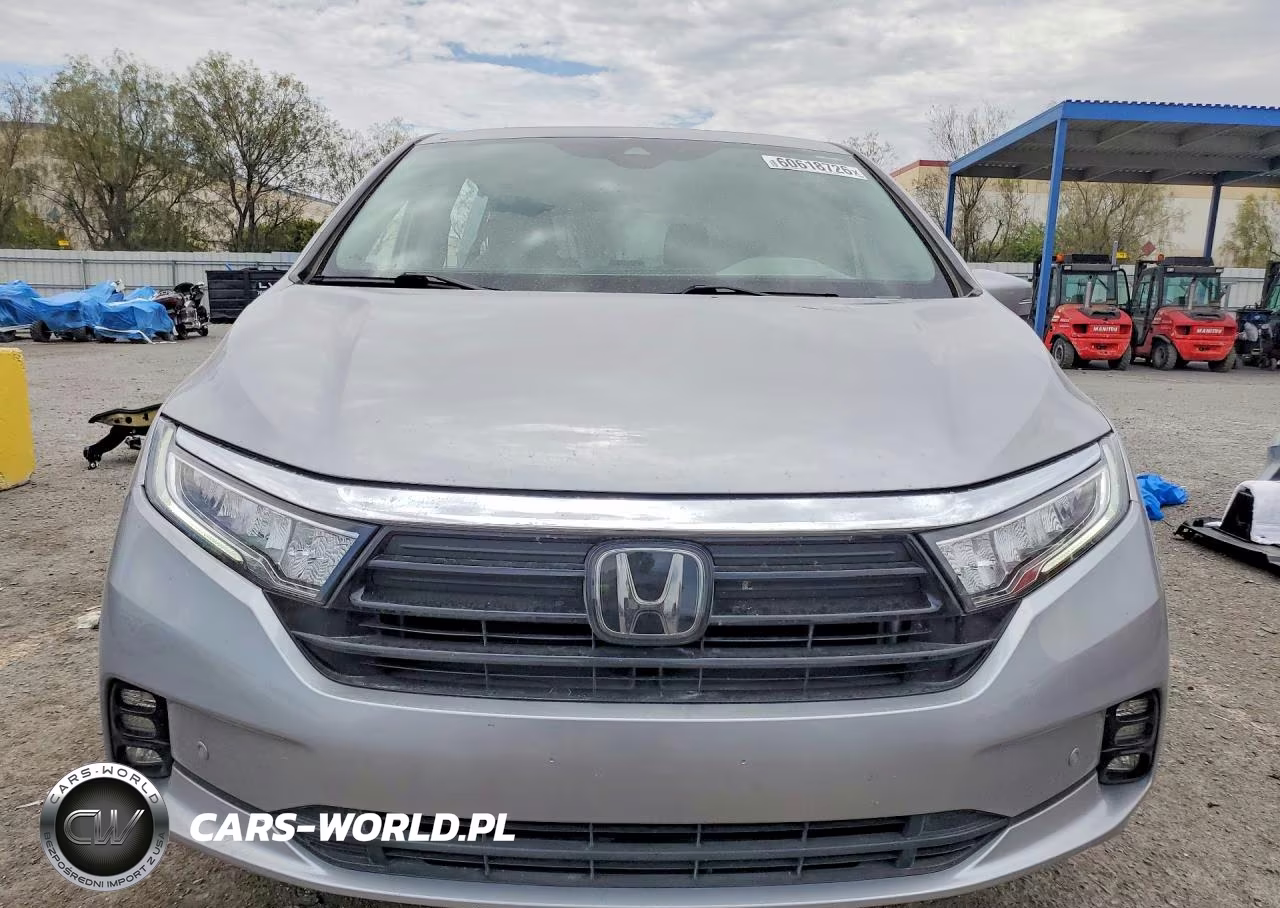 2022 Honda Odyssey Touring VIN:5FNRL6H86NB057775 - 5