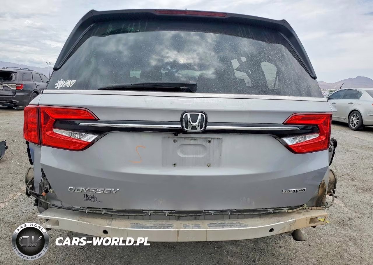 2022 Honda Odyssey Touring VIN:5FNRL6H86NB057775 - 6