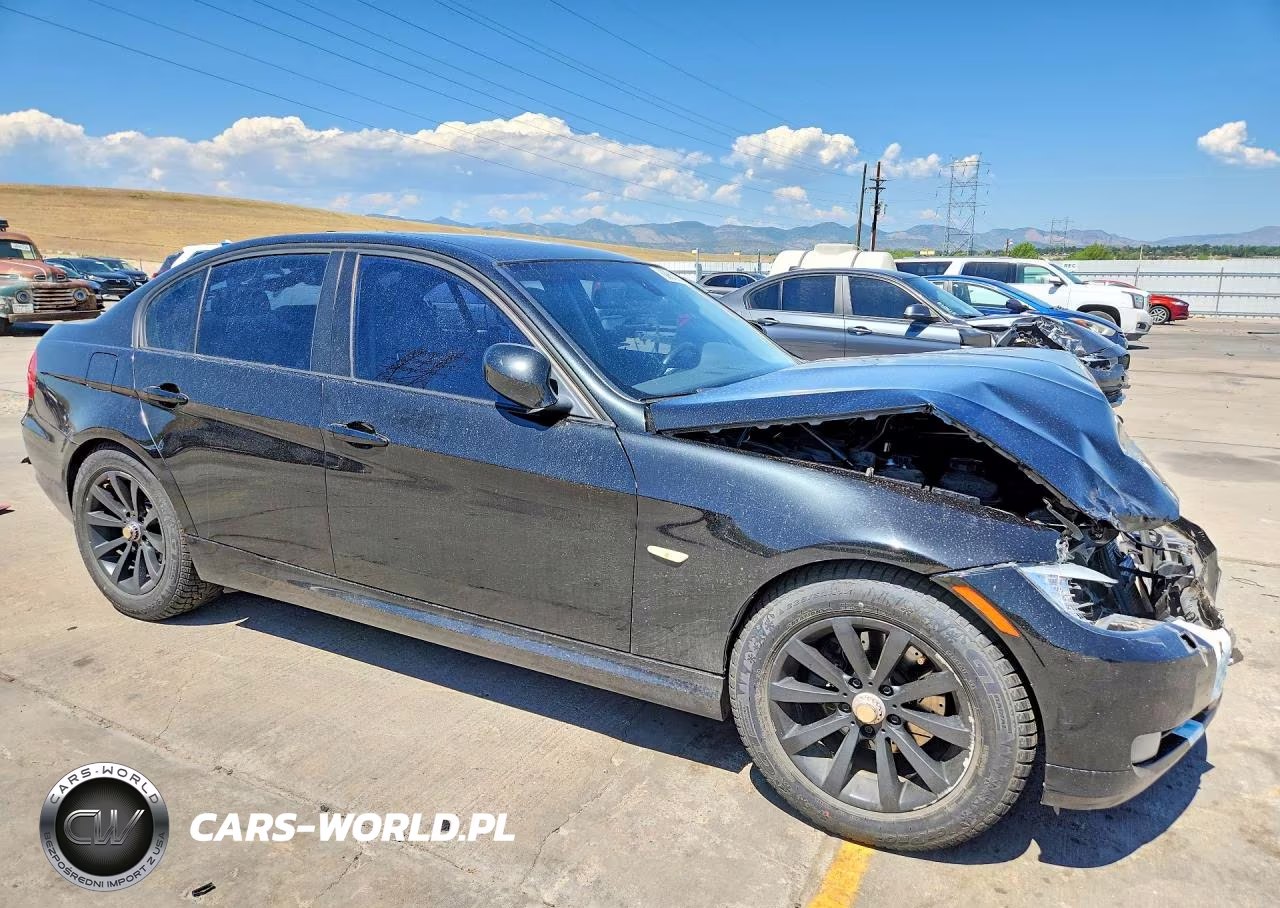 2011 BMW 328 Xi VIN:WBAPK7G57BNN69997 - 4