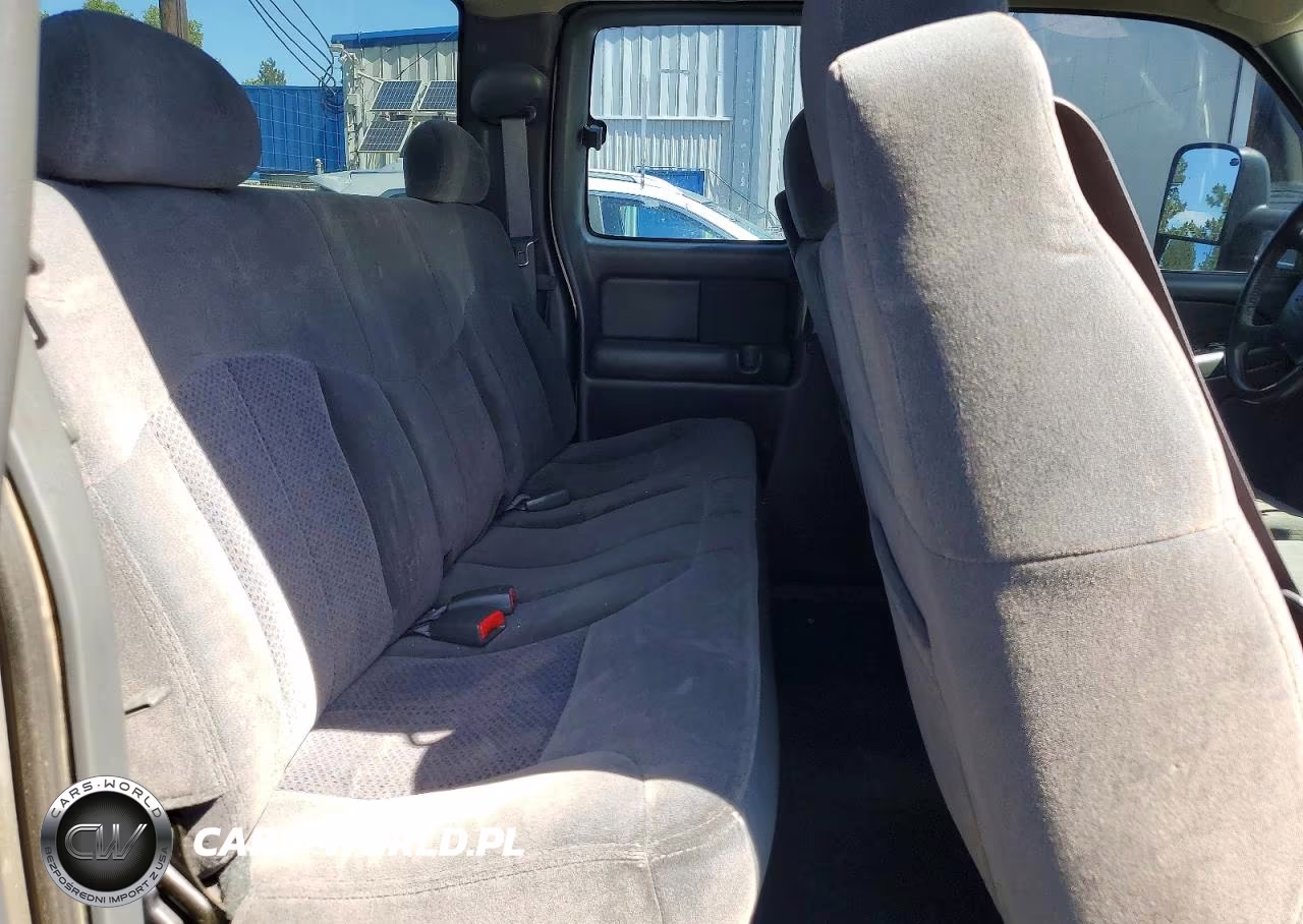 2001 Chevrolet Silverado K2500 Heavy Duty VIN:1GCHK29161E339581 - 10