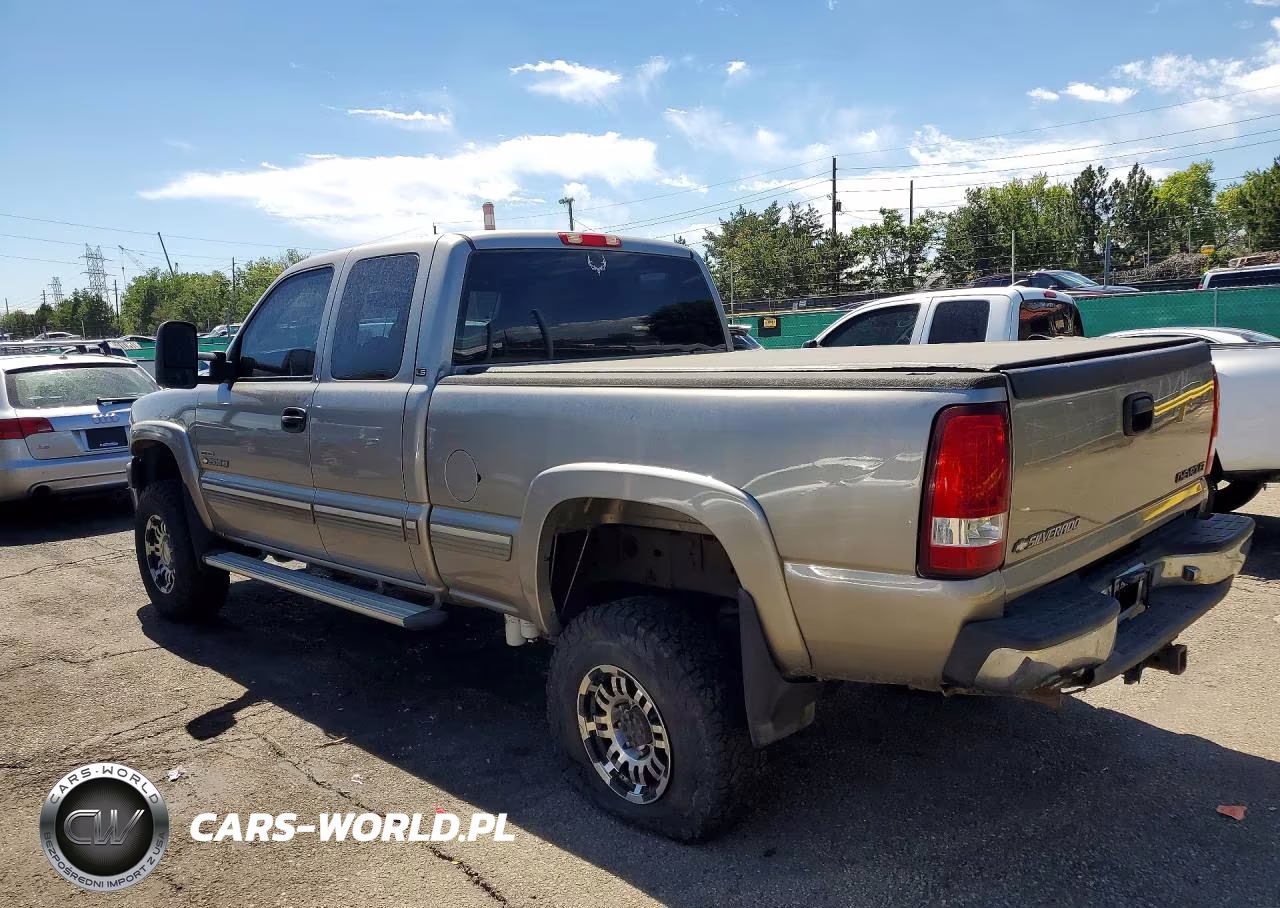 2001 Chevrolet Silverado K2500 Heavy Duty VIN:1GCHK29161E339581 - 2