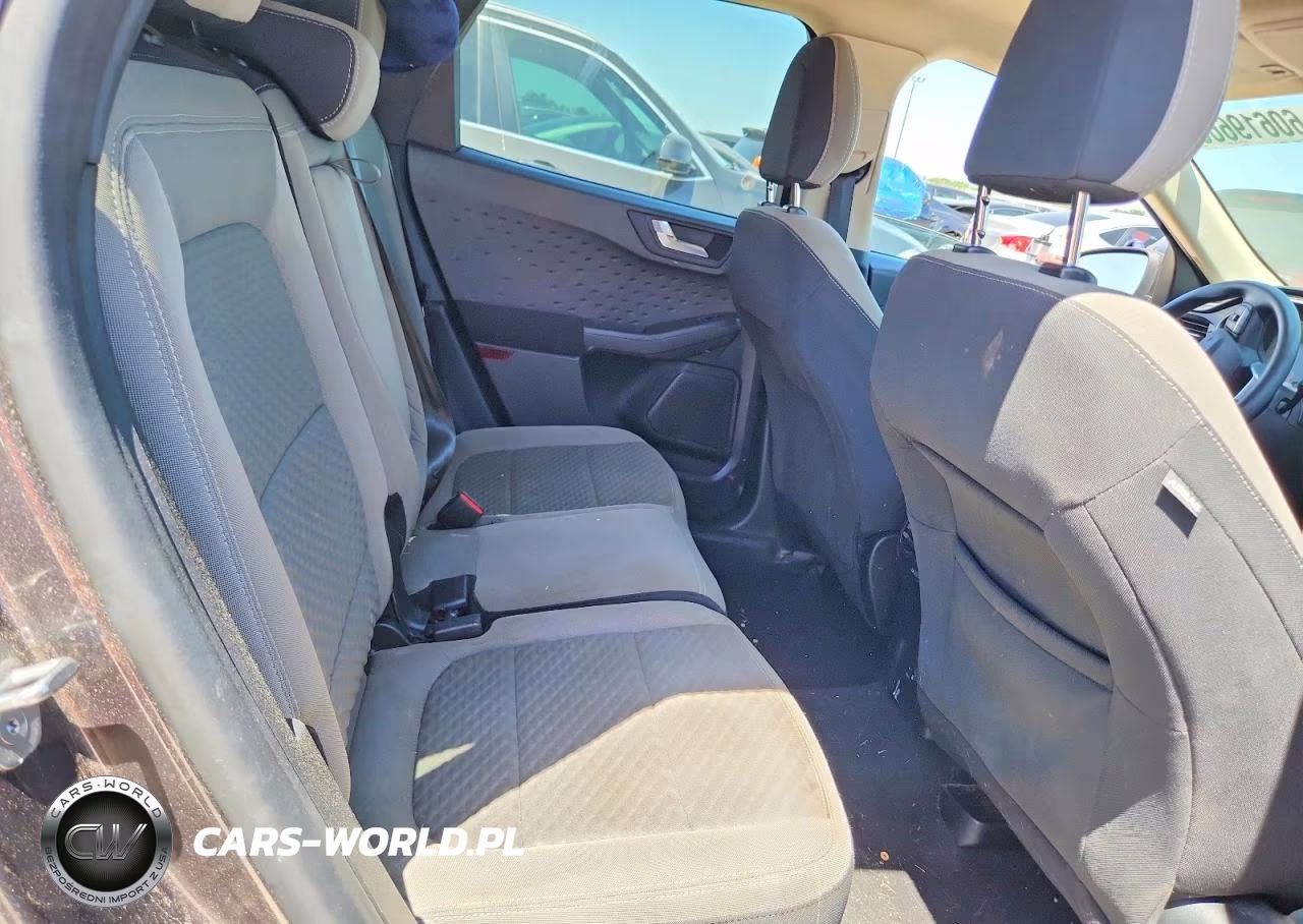 2020 Ford Escape Se VIN:1FMCU0G61LUC35768 - 10