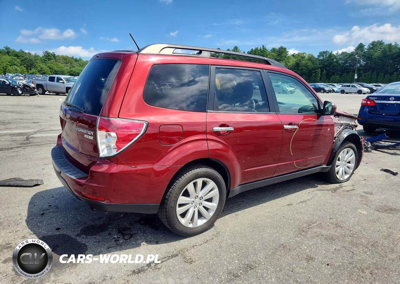 2012 Subaru Forester 2.5X Premium VIN:JF2SHADC9CH412470 - 3